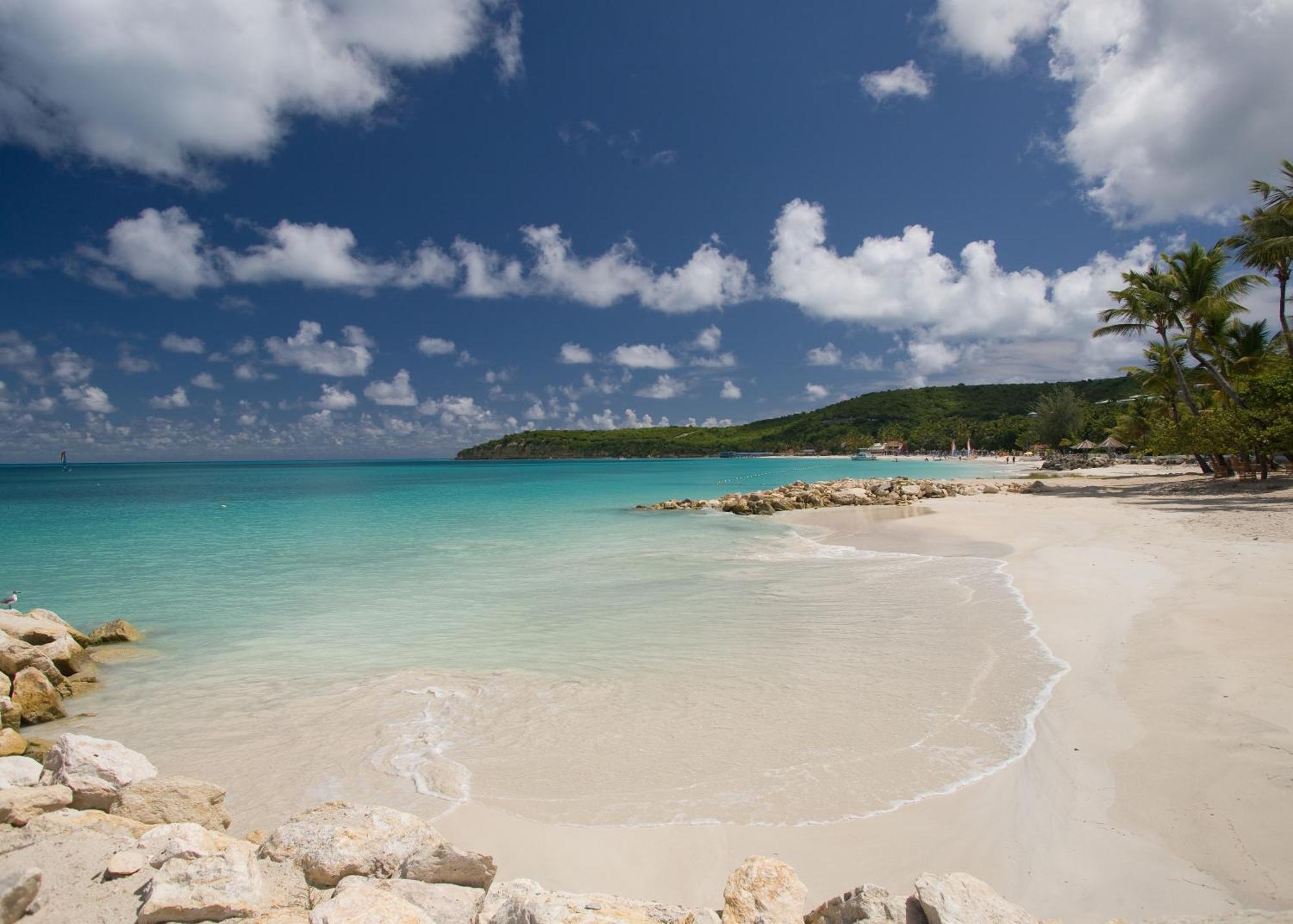 Buccaneer Beach Club Dickenson Bay Buitenkant foto