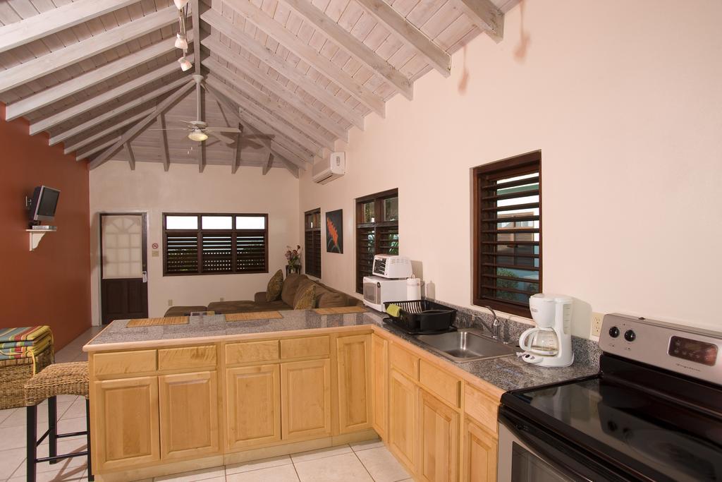 Buccaneer Beach Club Dickenson Bay Buitenkant foto