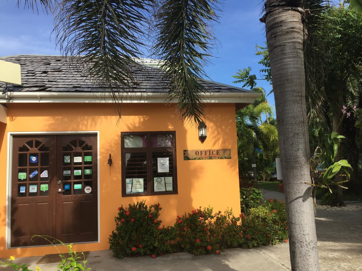 Buccaneer Beach Club Dickenson Bay Buitenkant foto