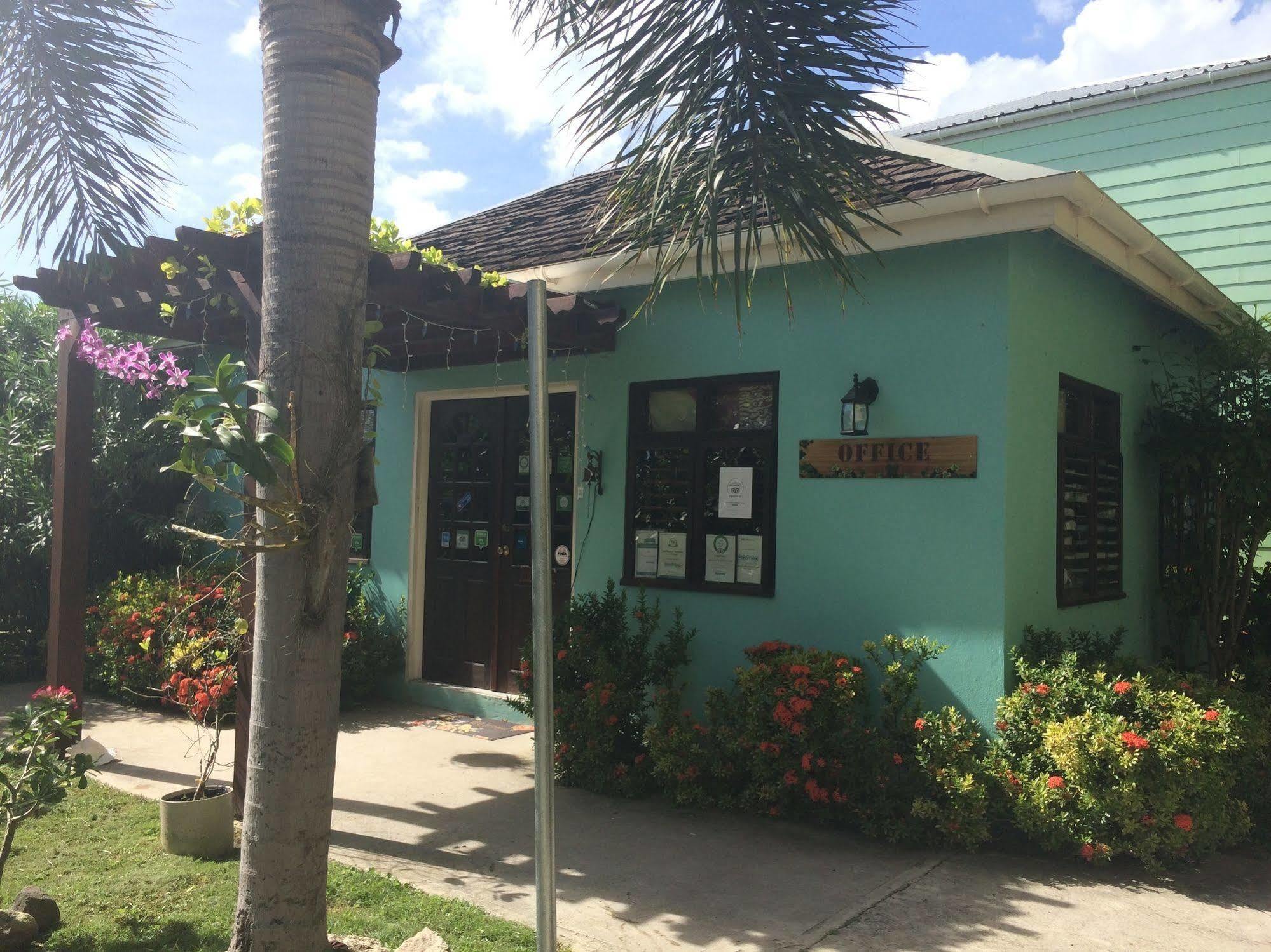 Buccaneer Beach Club Dickenson Bay Buitenkant foto